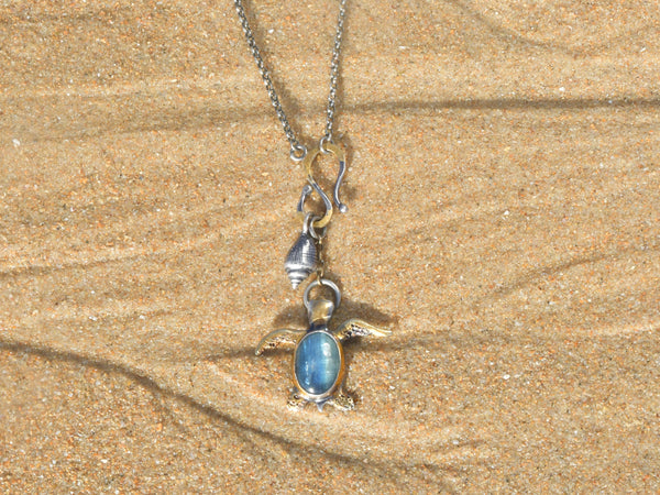 Silver and gold necklace 'Kyanite Guardian': Blue Sea Turtle