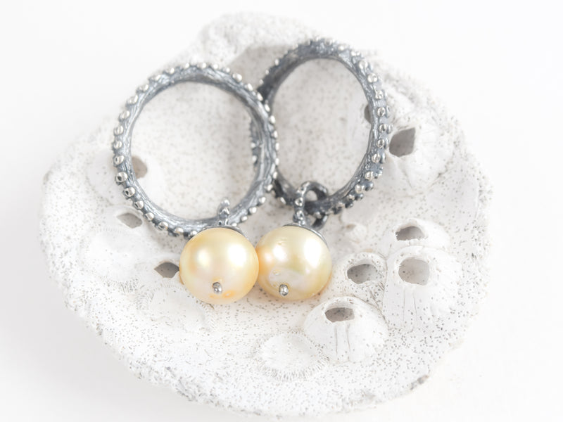 Pendientes de Plata "Pulpo y Perla" con perlas del Océano Austral